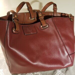 Bass Maroon tote bag and hobo